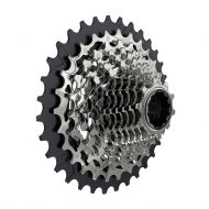 SRAM Force AXS chains and cassettes