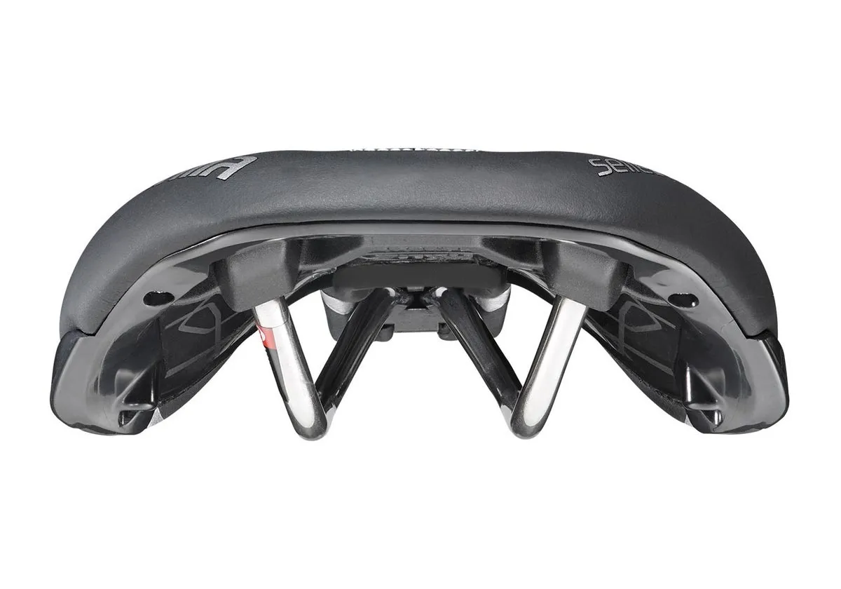 Selle Italia Novus Endurance Saddle Ti386 Superflow L3 black