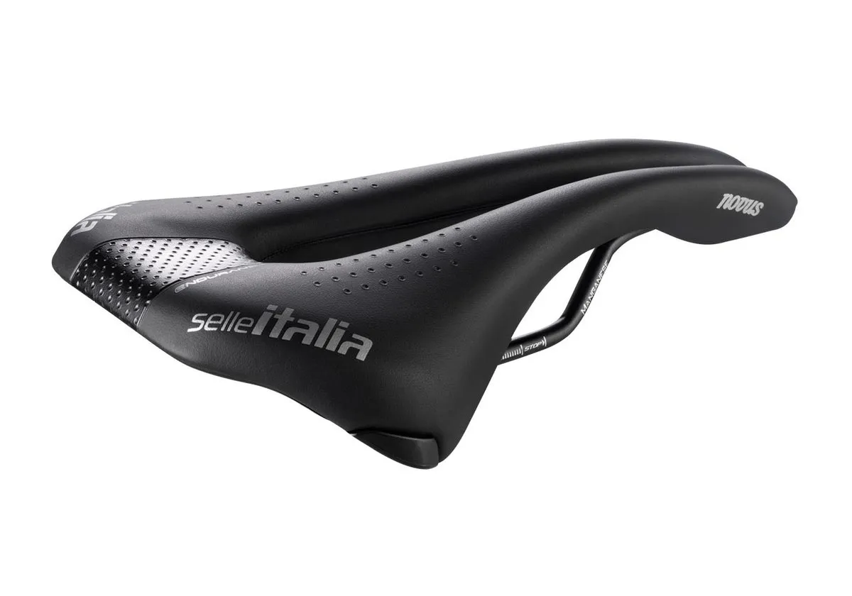 Selle Italia Novus Endurance Saddle TM Superflow L3 black
