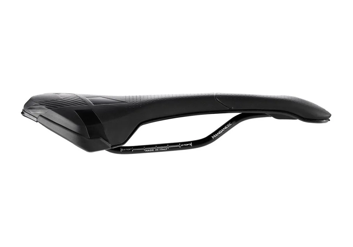 Selle Italia X-LR TM Air Cross TM Superflow Saddle S3 Width 131mm Frame Steel black
