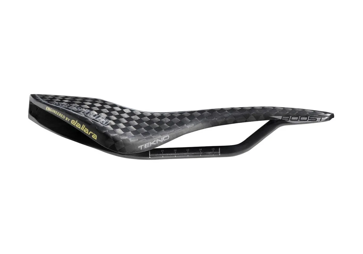 Selle Italia SP-01 Boost Tekno Superflow Saddle S3 Width 130mm Frame Carbon black