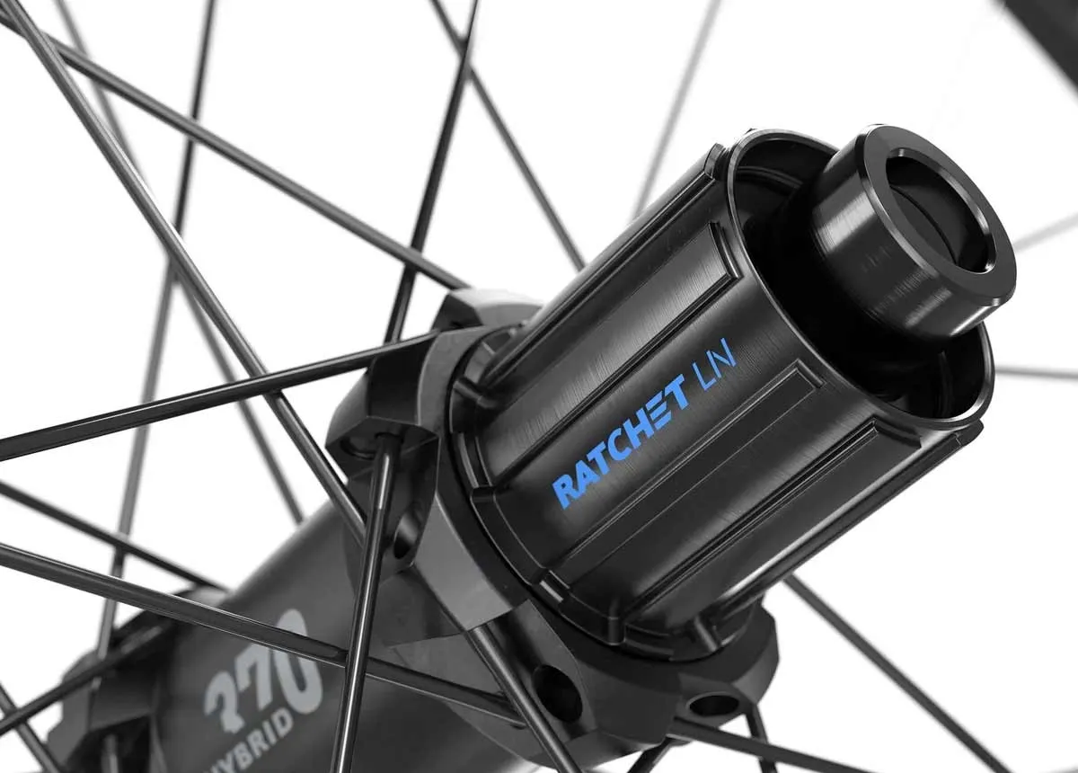 DT Swiss H 1900 Spline 30 IS Hybrid | 29-inch E-bike MTB rear wheel disc 6-bolt Boost