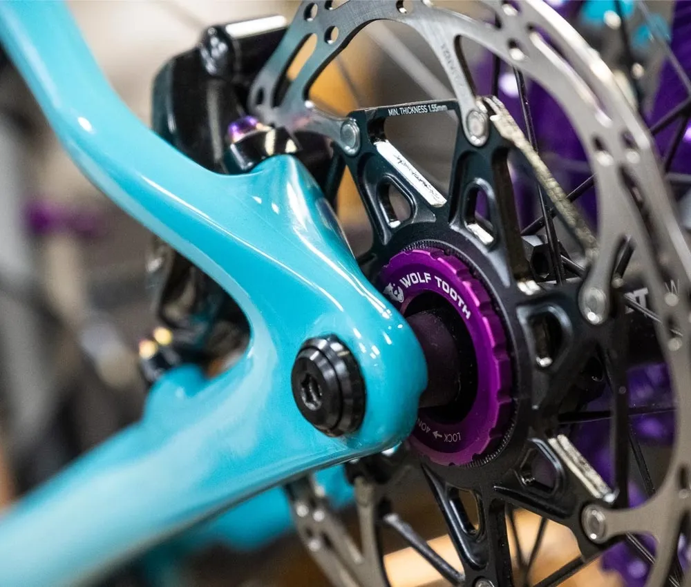 Wolf Tooth Centerlock Lockring – external thread, aluminium, purple