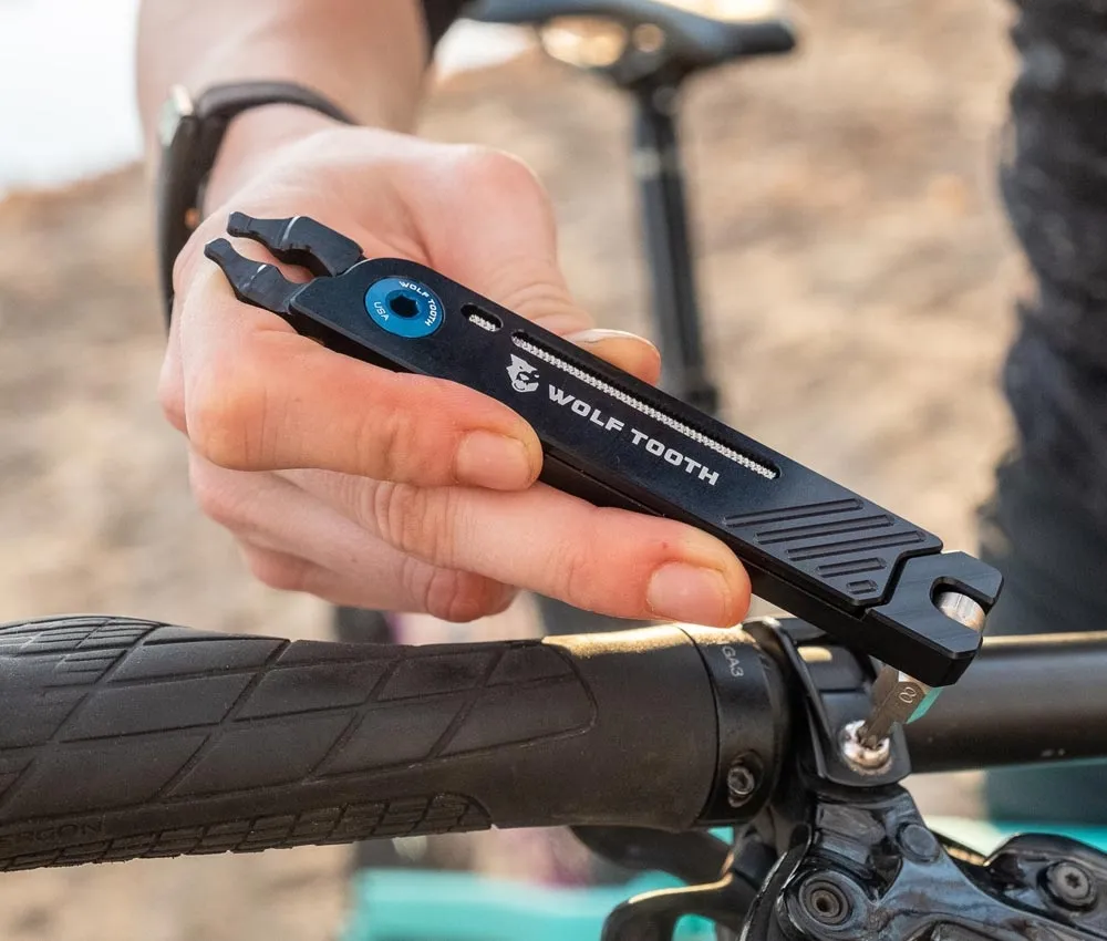 Wolf Tooth 8-Bit System Pliers Multitool – Bit holder / Chain lock pliers / Spoke + valve wrench – purple