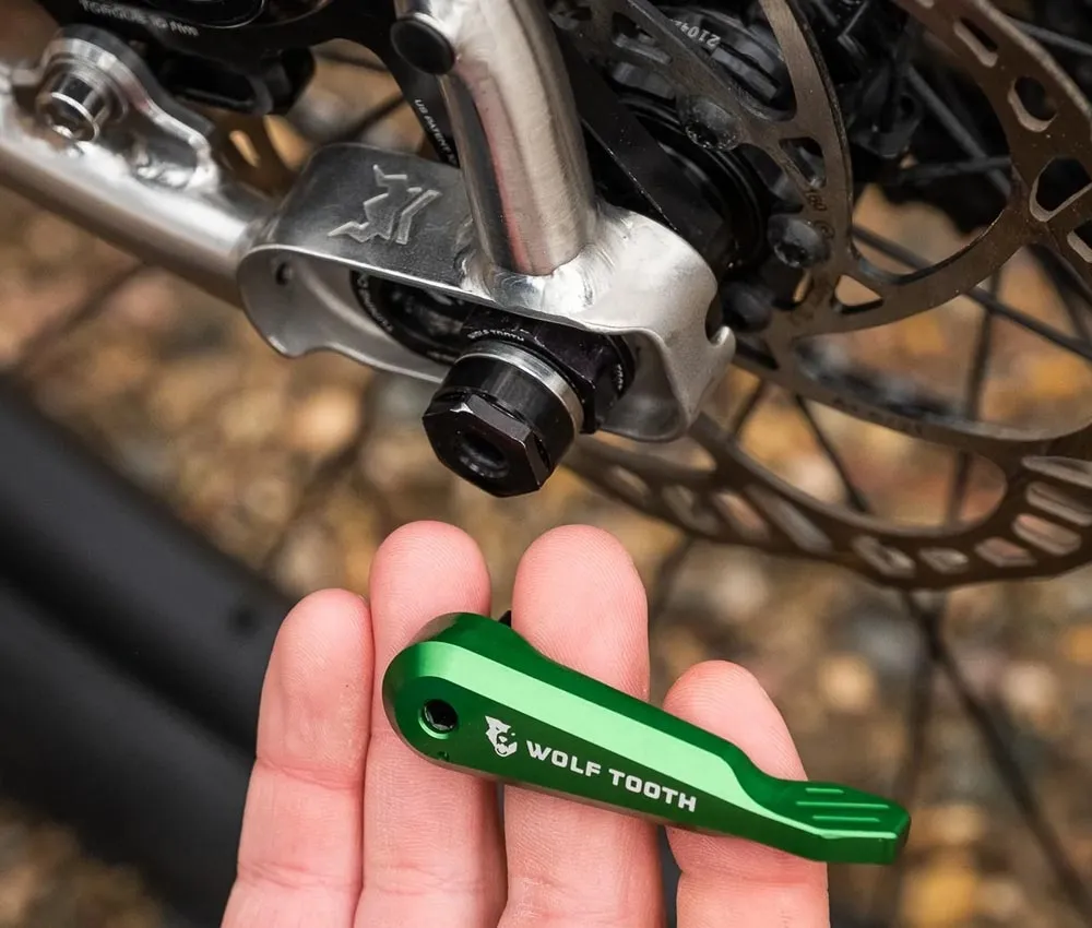 Wolf Tooth Axle Handle Multitool – Bit Holder / Plug-in Lever – black