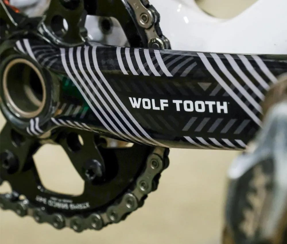 Wolf Tooth Crank Arm Protector – 190x49.2mm self-adhesive film, black patterned