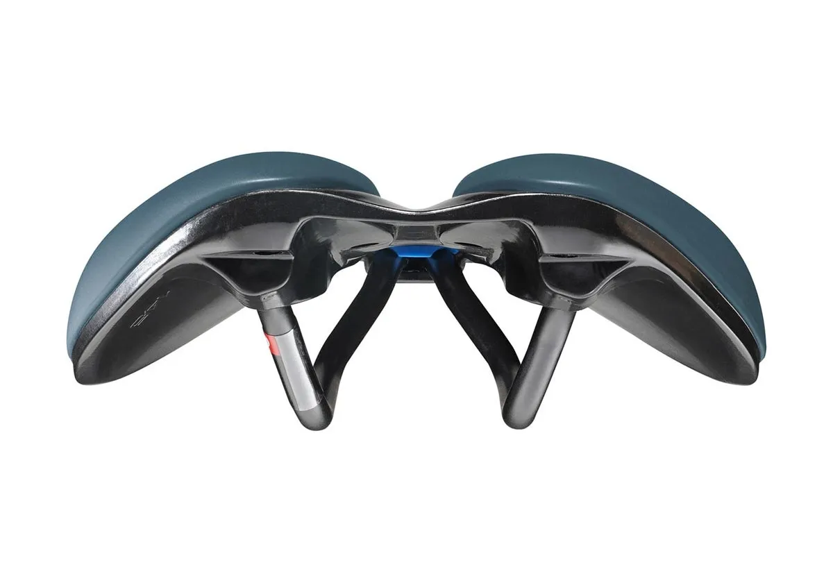 Selle Italia Novus Boost Saddle EVO Gravel Saddle TM Superflow L3 blue