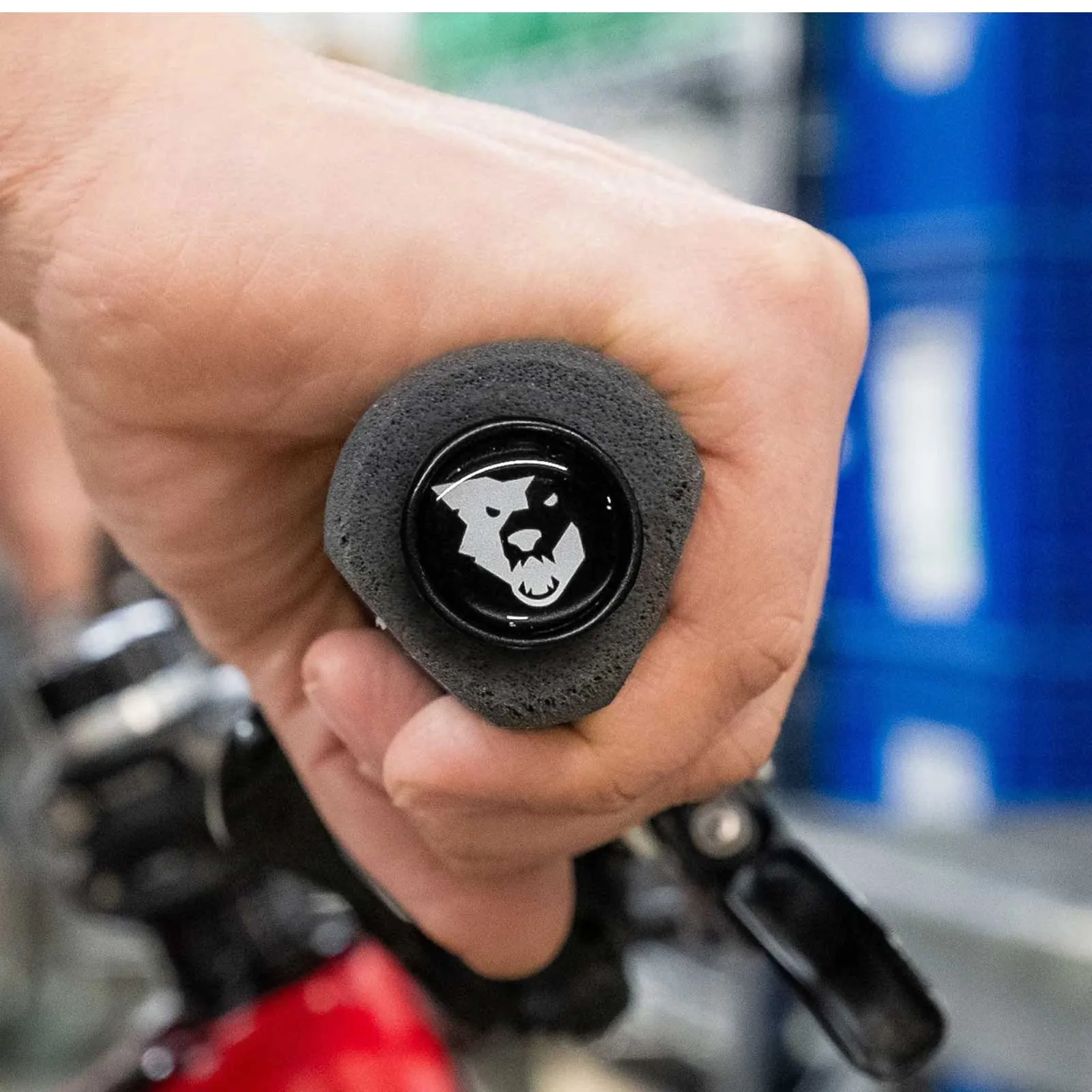 Wolf Tooth Mega Fat Paw Cam Handlebar Grips 40mm, black