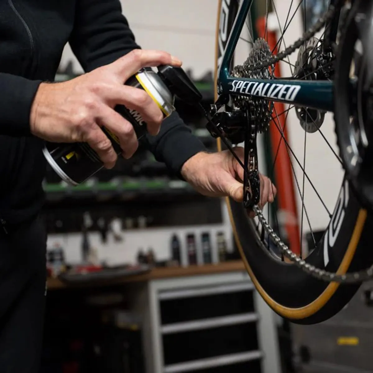 Dynamic Mechanics Universal Spray 400ml