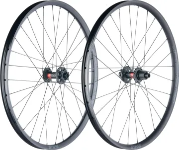 28-inch gravel wheelset: DT Swiss 240 EXP Classic Disc hubs + Stans ZTR Crest MK4 rims | built by TNC
