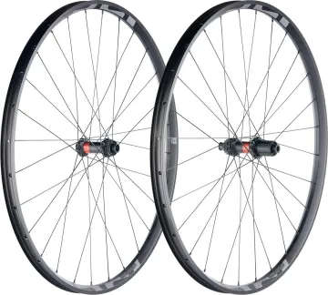 27.5-inch MTB wheelset: DT Swiss 240 EXP straight-pull hubs + e*thirteen TRS Plus Trail rims