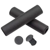 Wolf Tooth Karv Handlebar Grips 32mm Colour: black